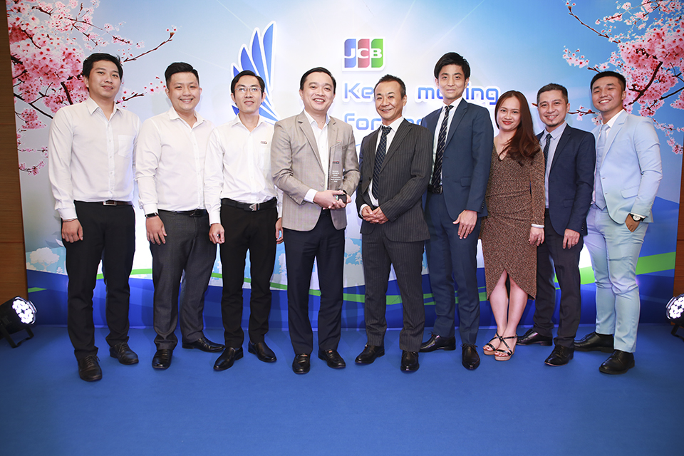 KIENLONGBANK WAS AWARDED THE "LEADING BANK IN JCB CREDIT CARD QUANTITY GROWTH"
