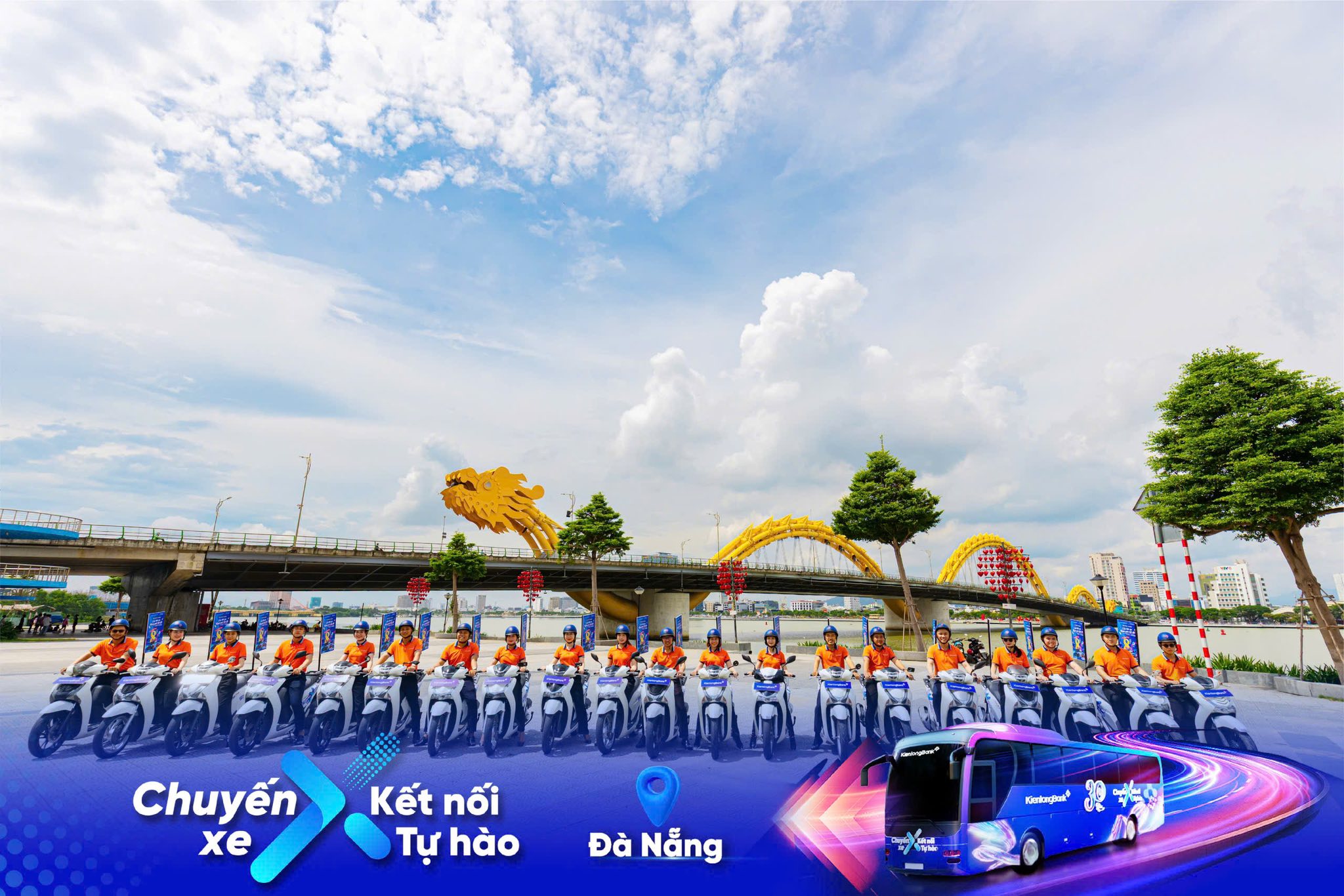 Chuyến xe X mang logo KienlongBank toả sáng khắp các địa điểm du lịch biểu tượng của Đà Nẵng